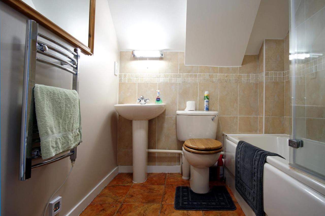 Stunning Central Exeter Apartment With Balcony And Fantastic View Buitenkant foto