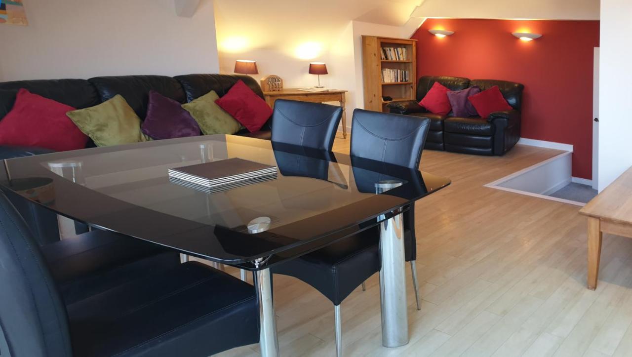 Stunning Central Exeter Apartment With Balcony And Fantastic View Buitenkant foto