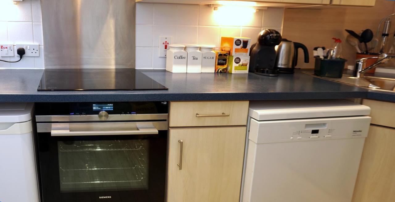 Stunning Central Exeter Apartment With Balcony And Fantastic View Buitenkant foto
